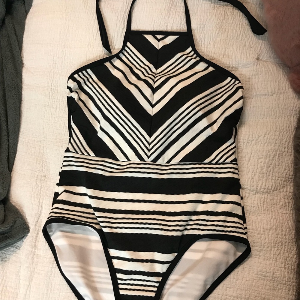One piece swimsuit